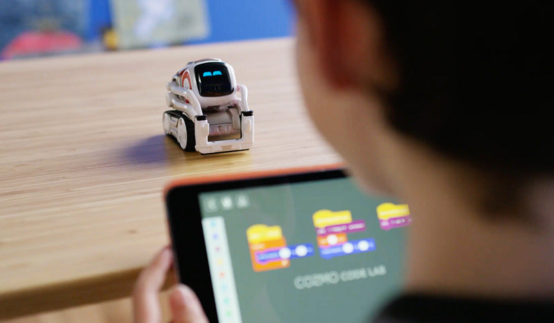 Cozmo — image 2